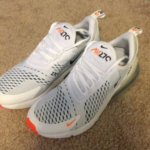 Men's Nike 270s
